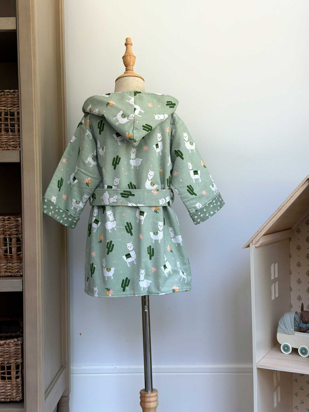 Toddler Robe - 100% Cotton Flannel - Adorable Alpacas
