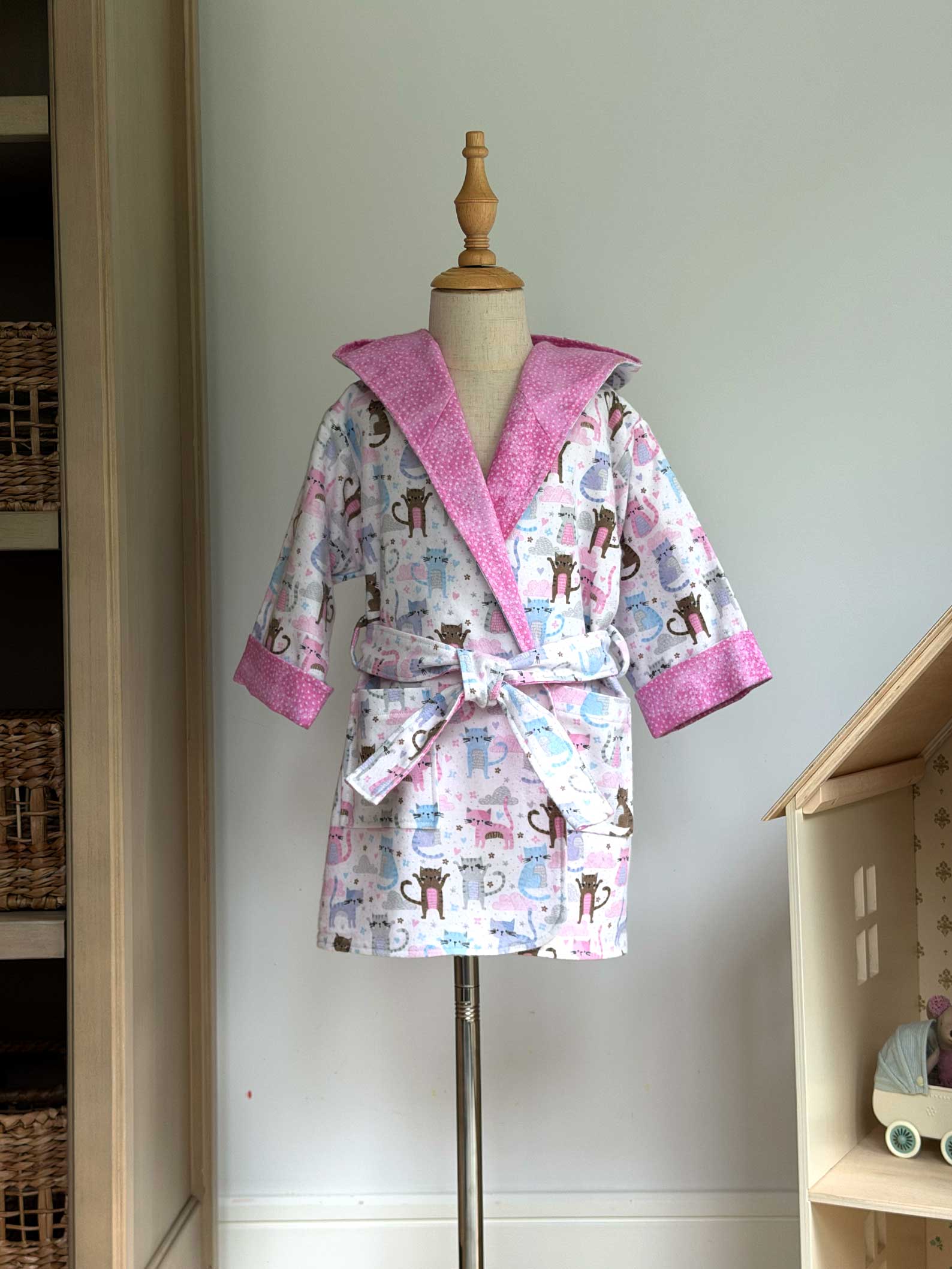 Toddler Robe - 100% Cotton Flannel - Colorful Cats