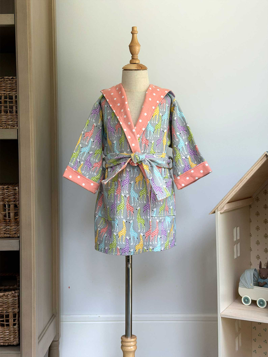 Toddler Robe - 100% Cotton Flannel - Rainbow Giraffe (Coral Lining)