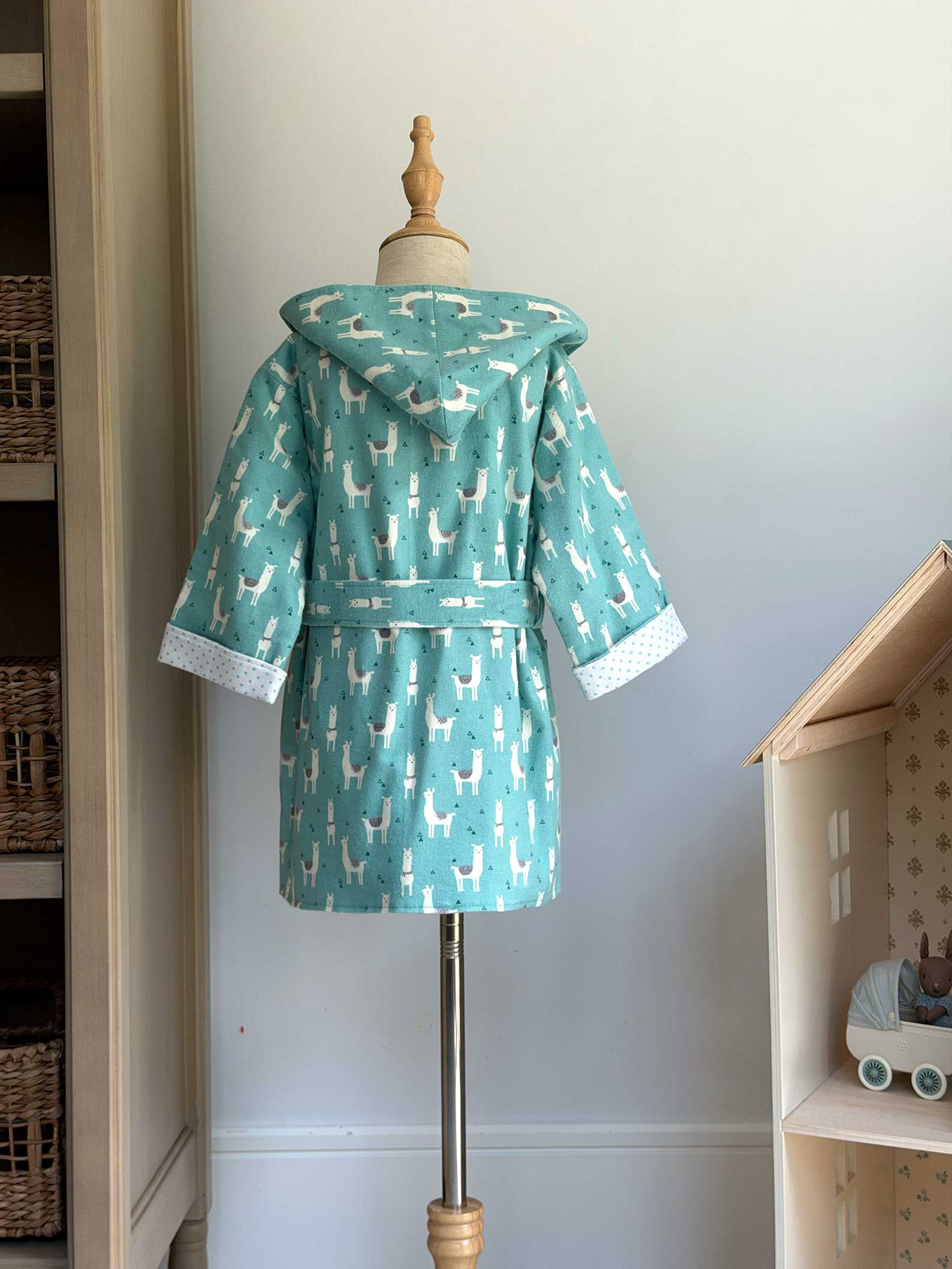 Toddler Robe - 100% Cotton Flannel - Gentle Llamas