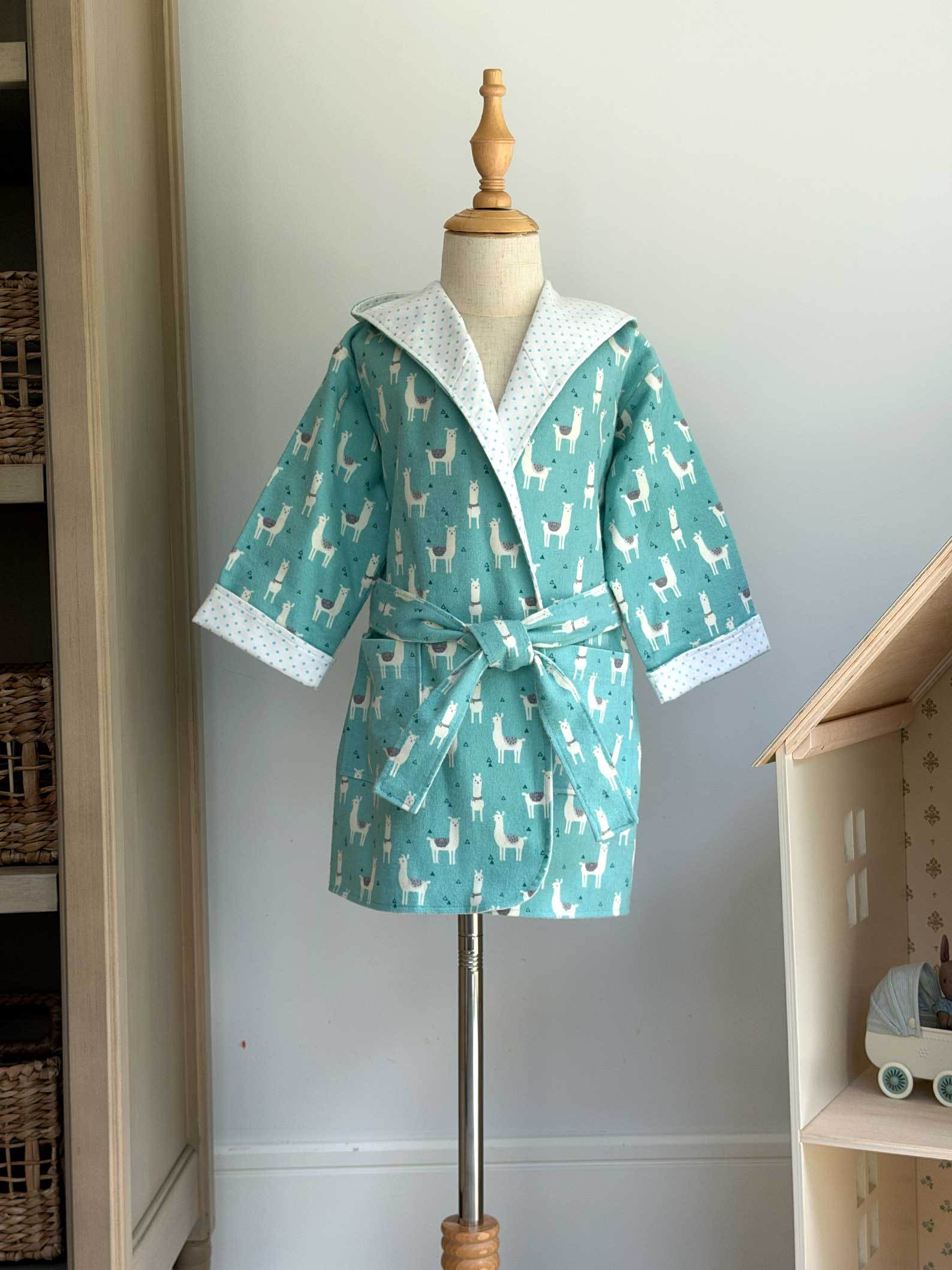 Toddler Robe - 100% Cotton Flannel - Gentle Llamas