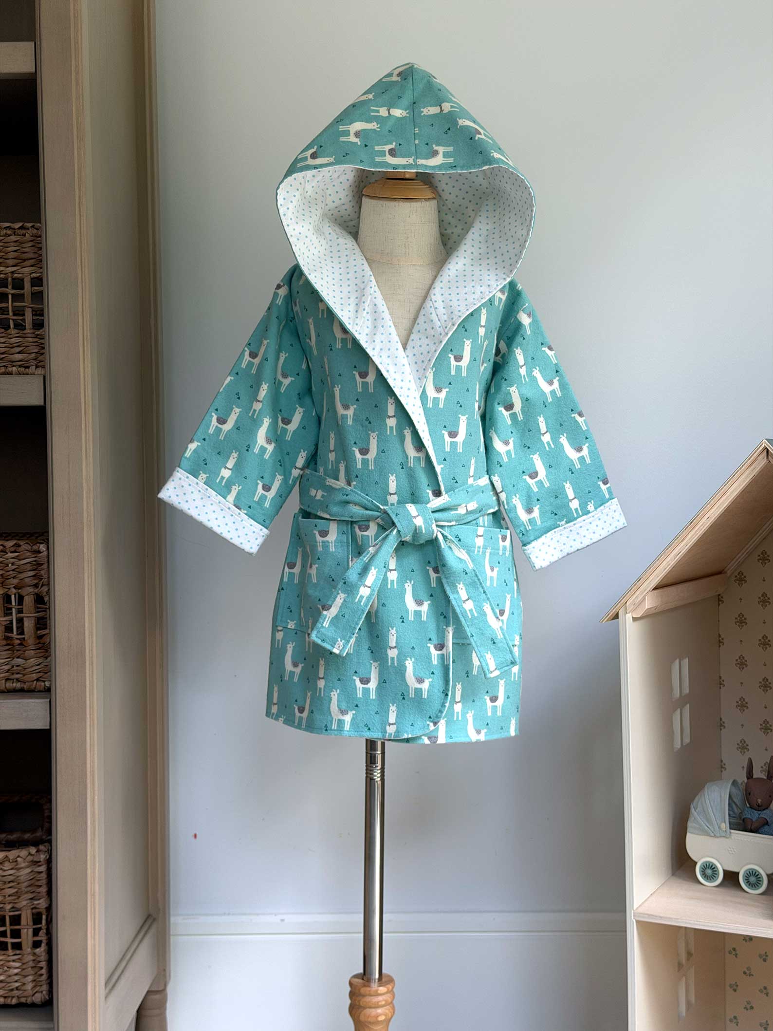 Toddler Robe - 100% Cotton Flannel - Gentle Llamas