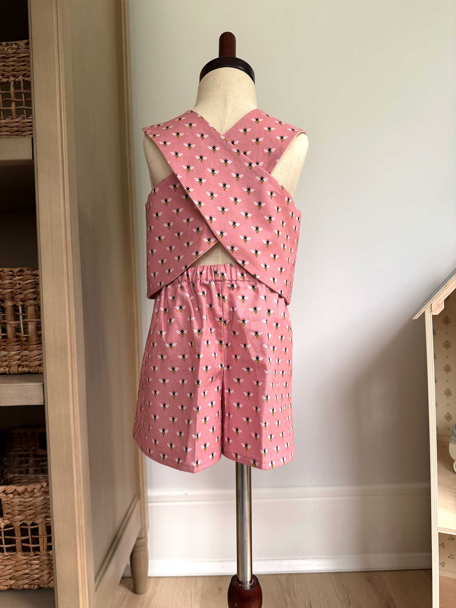 Toddler Shorts Set – 100% Cotton, Lined Top & Elastic Waist Shorts - Pink Bees