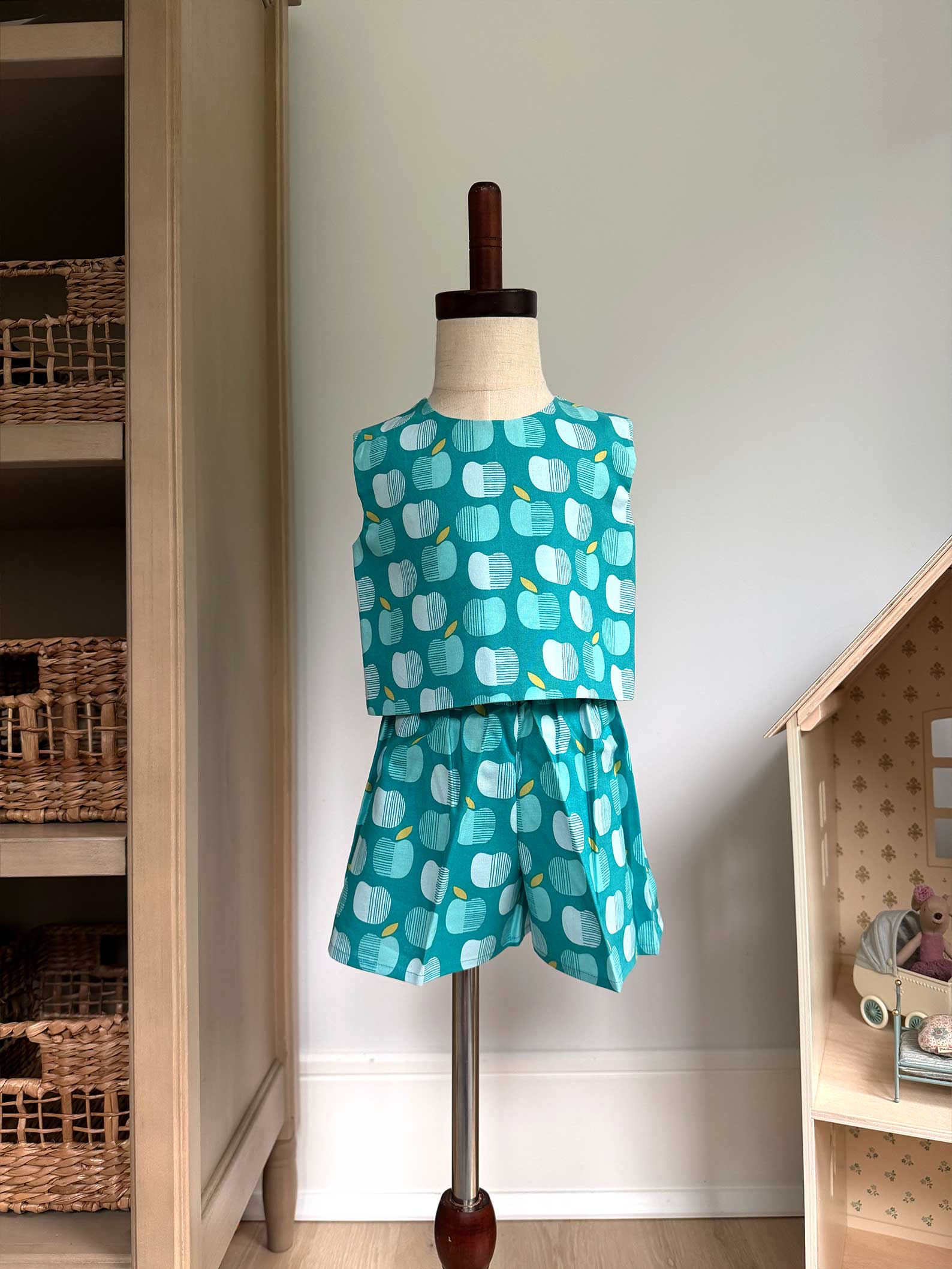 Toddler Shorts Set – 100% Cotton, Lined Top & Elastic Waist Shorts - Blue Apples
