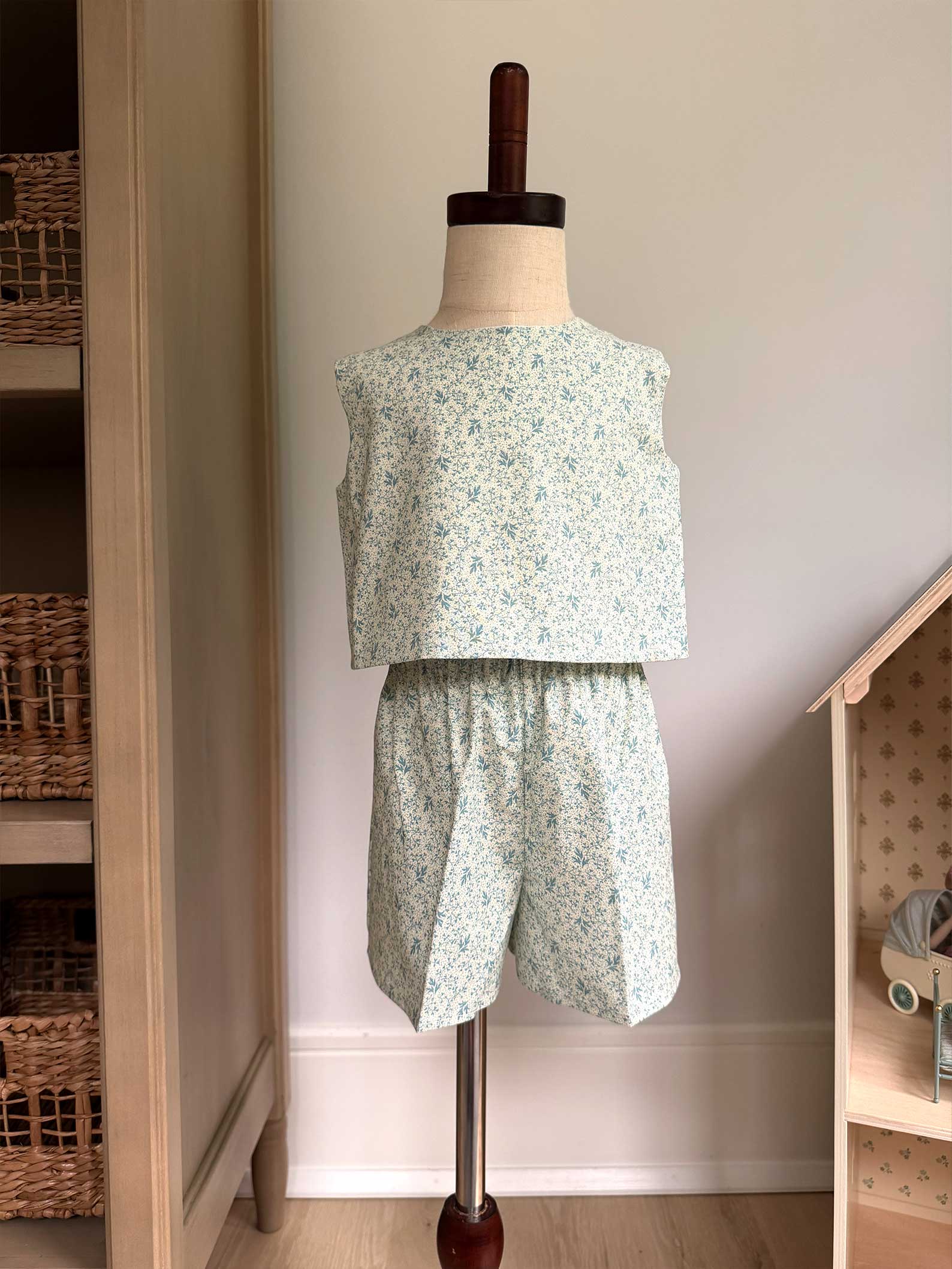 Toddler Shorts Set – 100% Cotton, Lined Top & Elastic Waist Shorts - Vintage Flowers