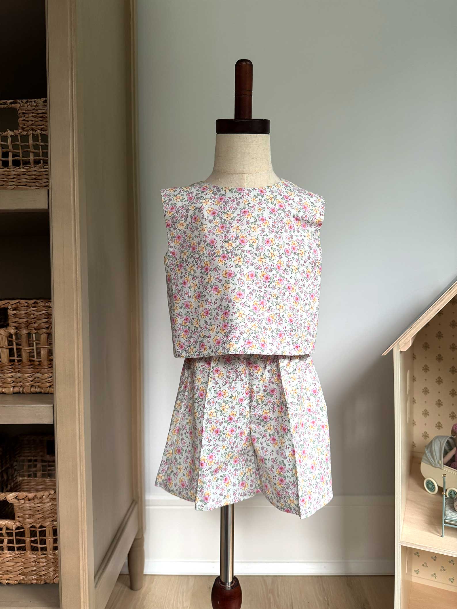 Toddler Shorts Set – 100% Cotton, Lined Top & Elastic Waist Shorts - Pink Flowers