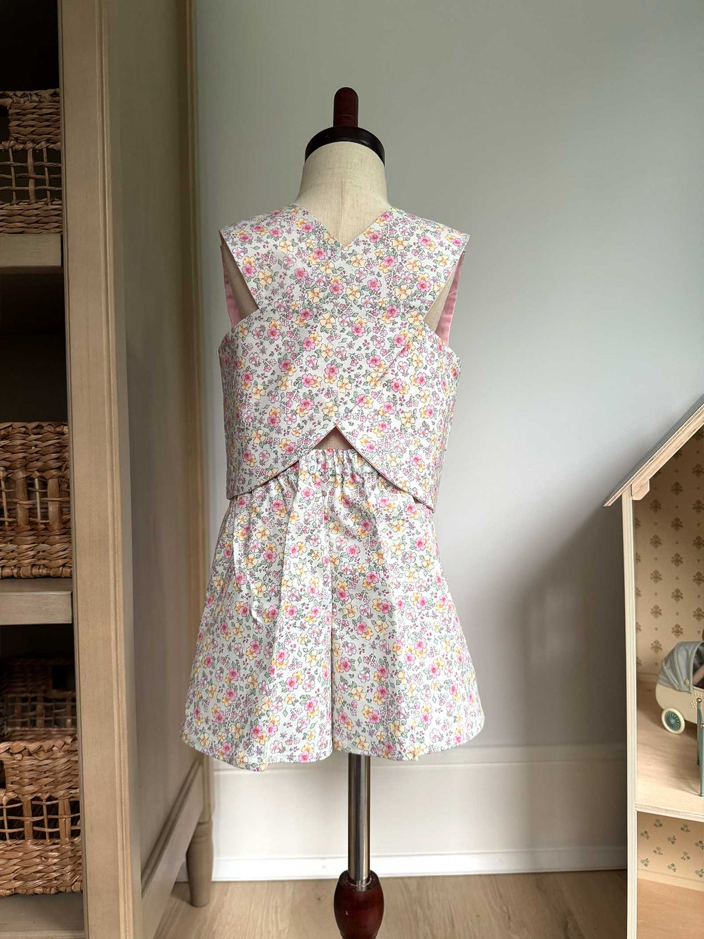 Toddler Shorts Set – 100% Cotton, Lined Top & Elastic Waist Shorts - Pink Flowers