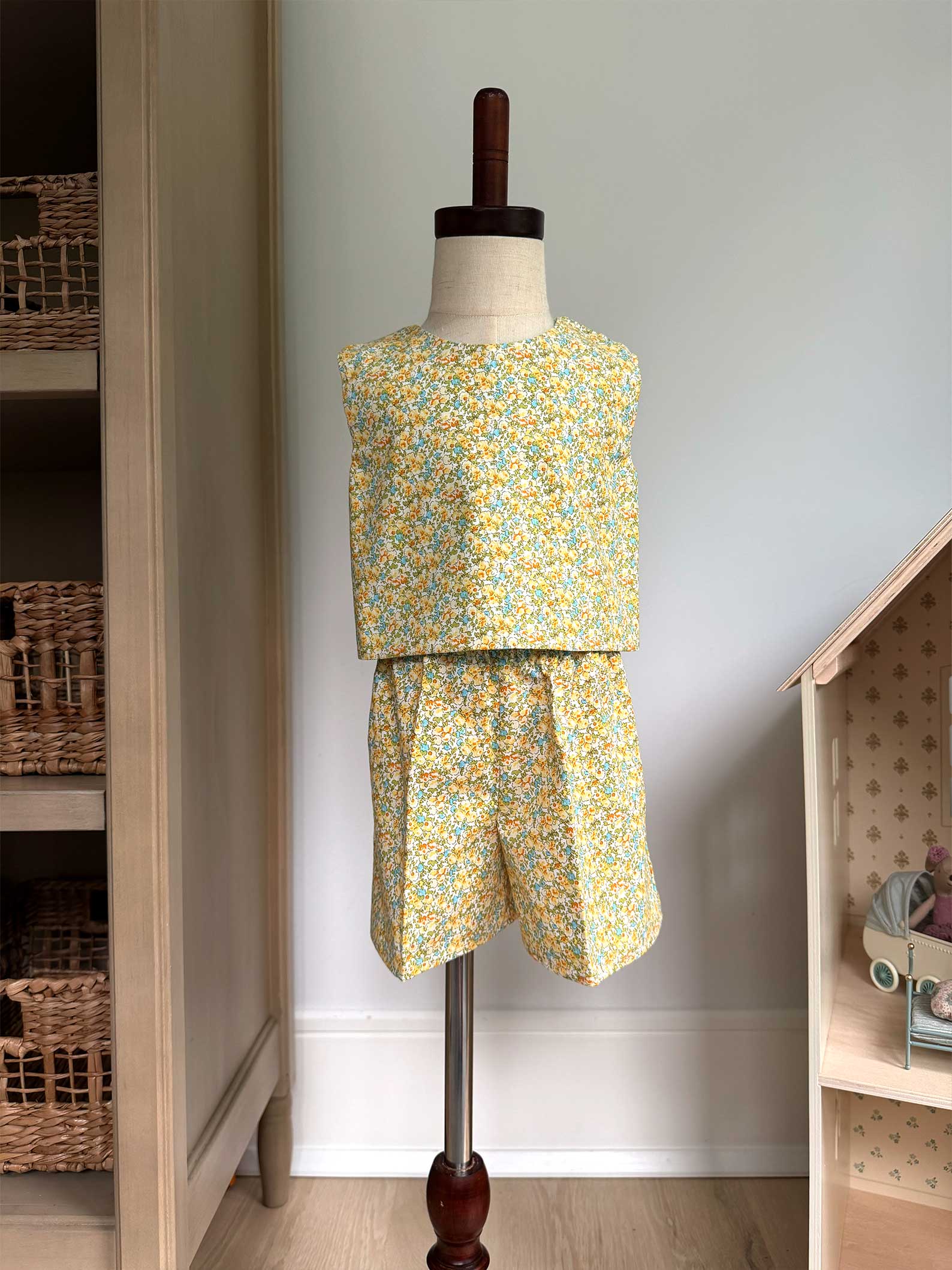 Toddler Shorts Set – 100% Cotton, Lined Top & Elastic Waist Shorts - Yellow Flowers