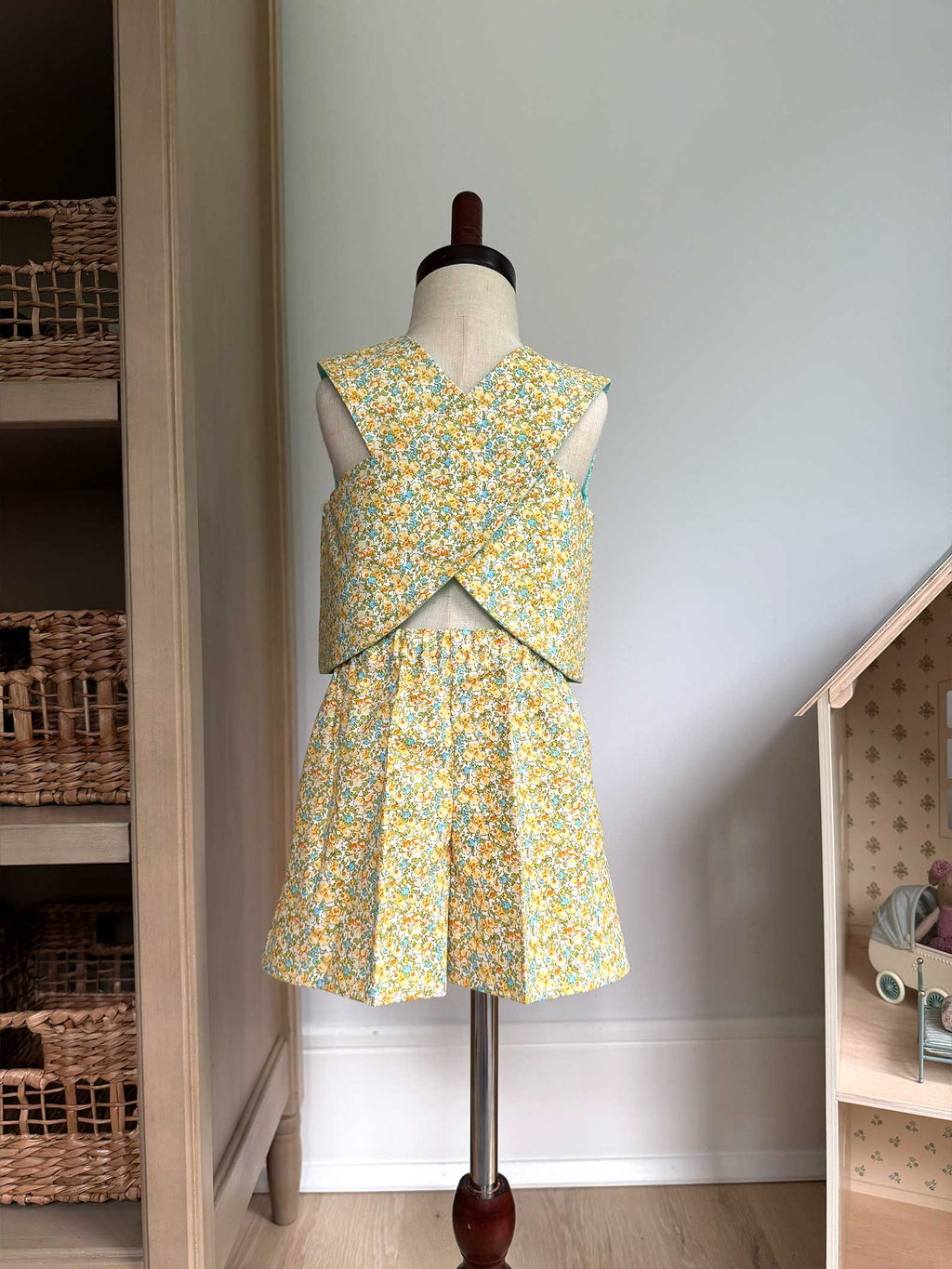 Toddler Shorts Set – 100% Cotton, Lined Top & Elastic Waist Shorts - Yellow Flowers